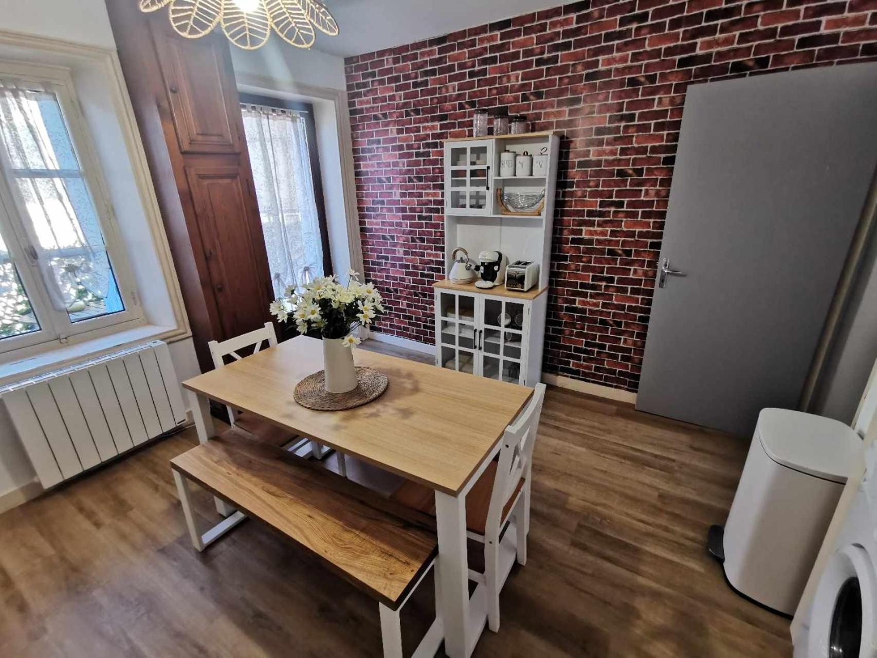 Bel Appartement De 1 A 7 Personnes Ambert Dış mekan fotoğraf